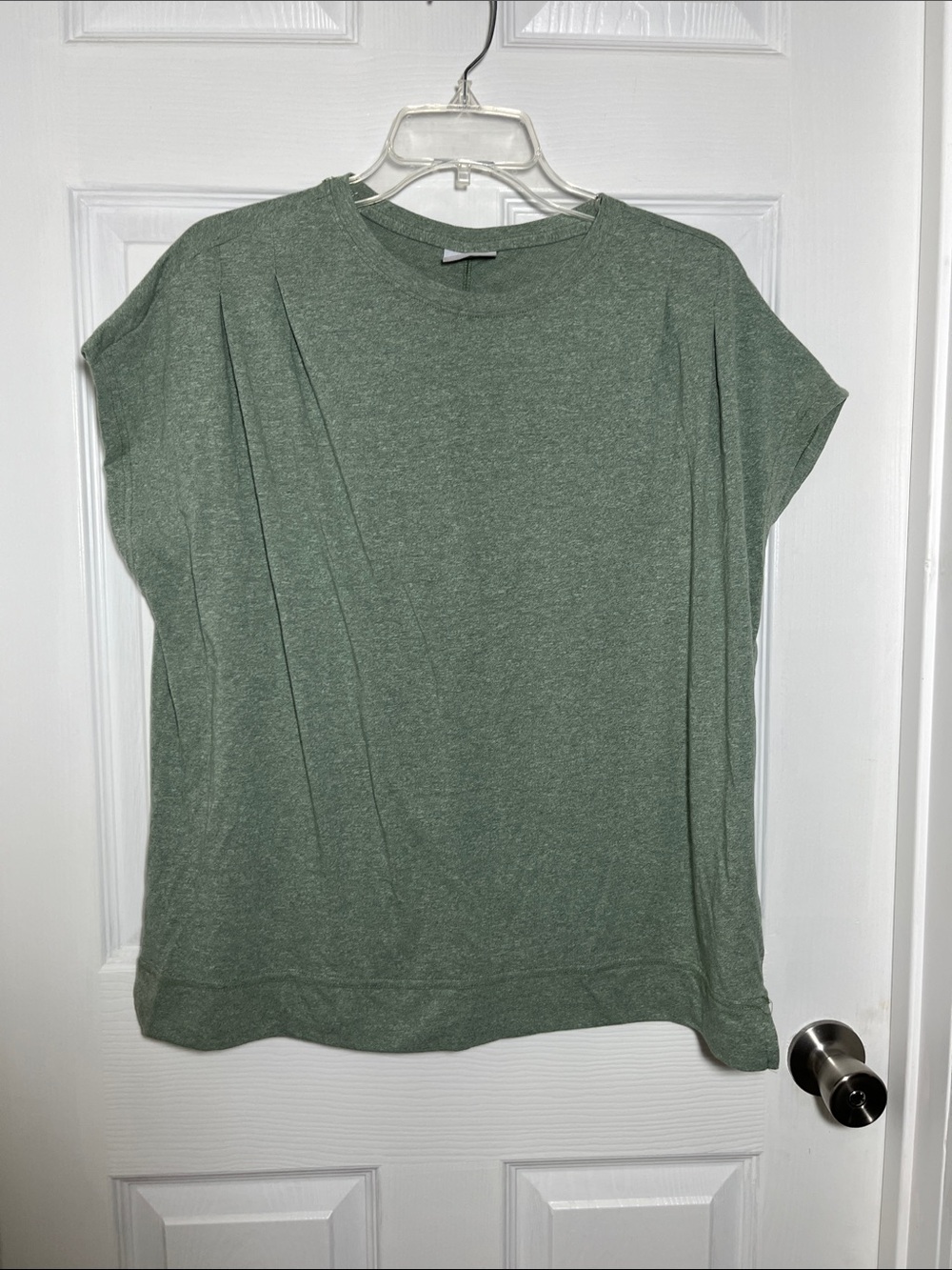 Columbia Women's Short-Sleeve Tee in Sage Green